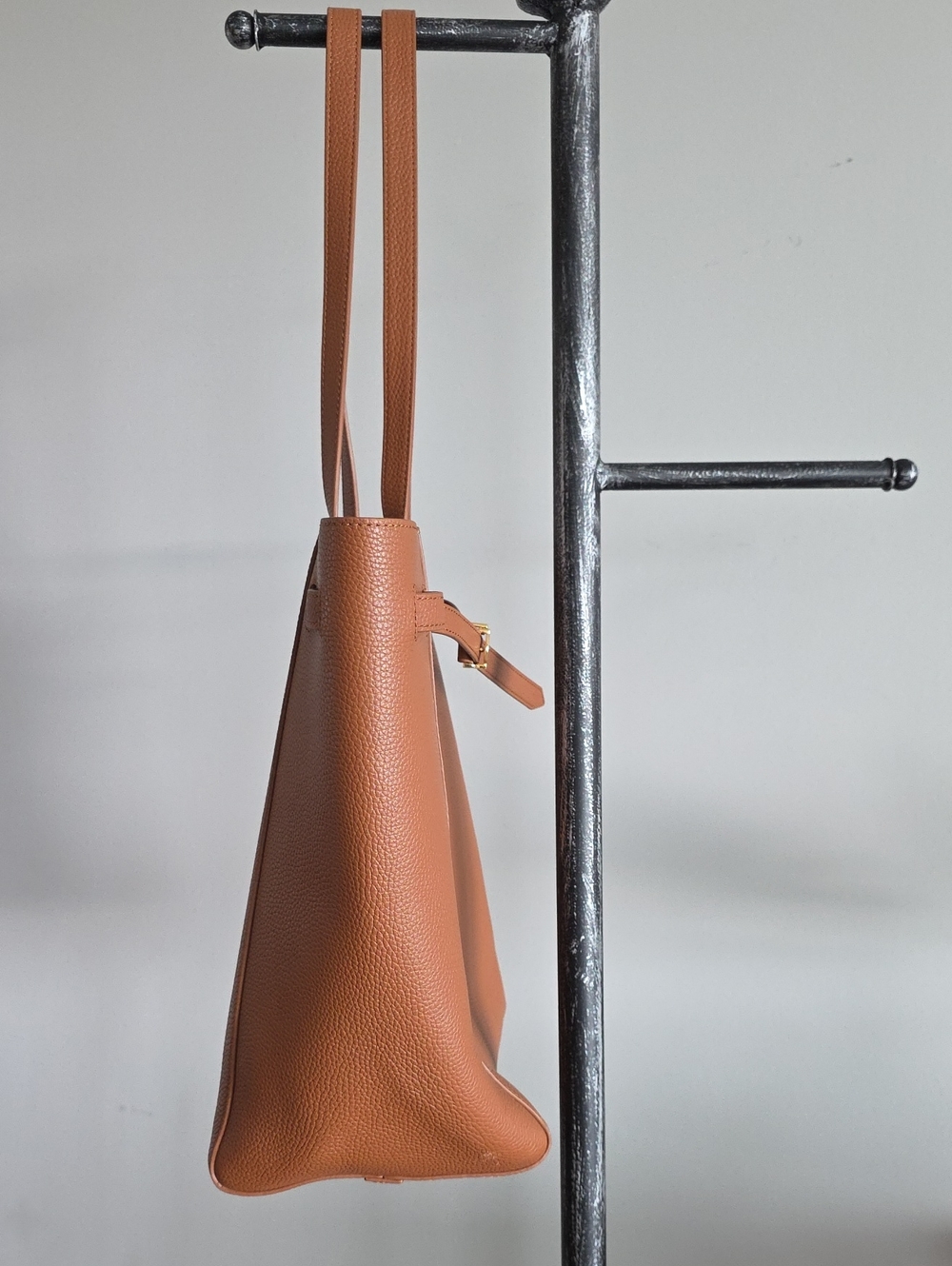 Veronica Beard Dash Tote - Picture 9 of 15
